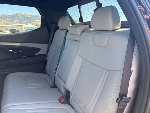 Used 2025 Hyundai Santa Cruz SEL AWD/4WD image 20