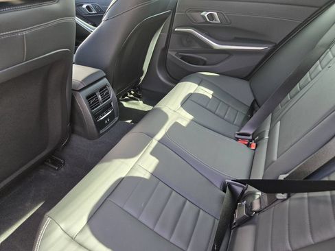 Used 2026 BMW 330i xDrive Sedan w/ M Sport Package AWD/4WD image 29