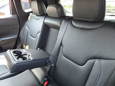 Certified 2025 Jeep Compass Limited w/ Sun & Sound Group AWD/4WD image 13