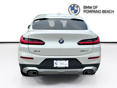 Used 2023 BMW X4 xDrive30i AWD/4WD image 6