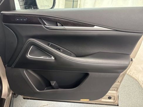 Used 2023 INFINITI QX60 Sensory AWD/4WD image 15