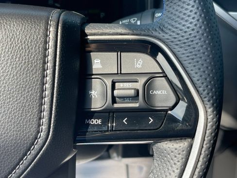 Used 2026 Toyota Sequoia Platinum AWD/4WD image 27