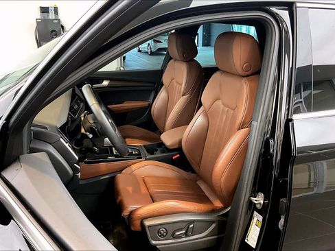 Certified 2023 Audi Q5 2.0T Premium Plus w/ Premium Plus Package image 8