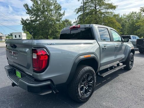 New 2025 GMC Canyon Elevation w/ Convenience Package image 3