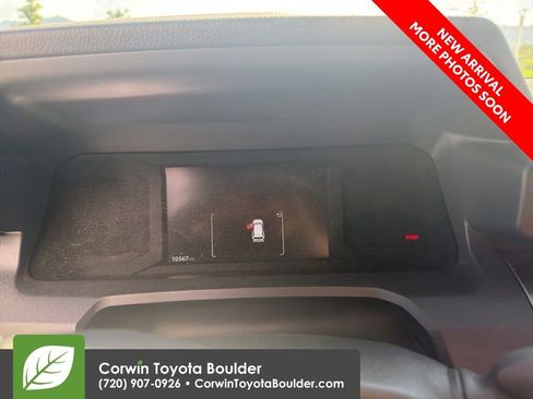 Used 2025 Toyota 4Runner SR5 AWD/4WD image 11