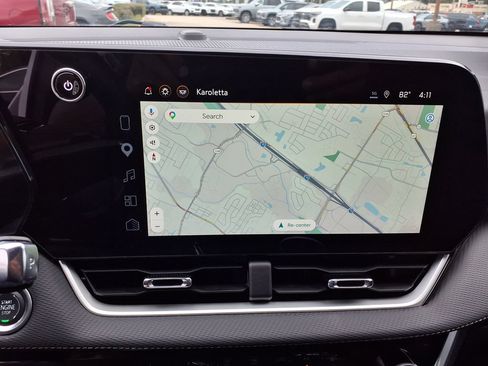 Used 2025 Chevrolet Equinox LT FWD image 29