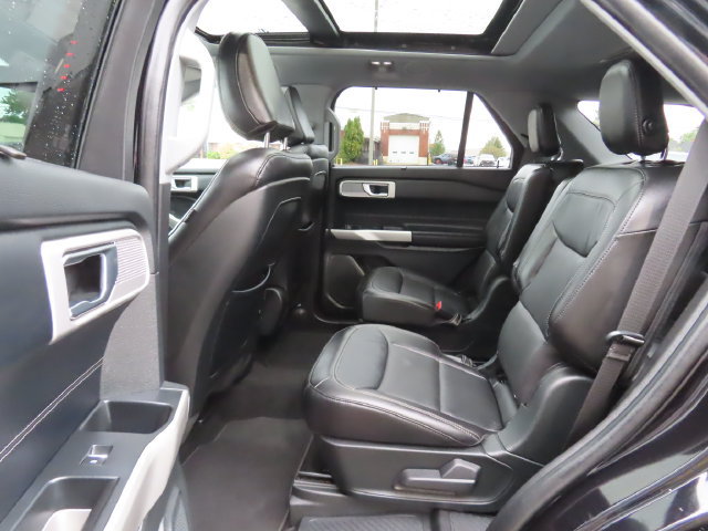 Used 2020 Ford Explorer Limited w/ Class III Trailer Tow Package AWD/4WD image 22