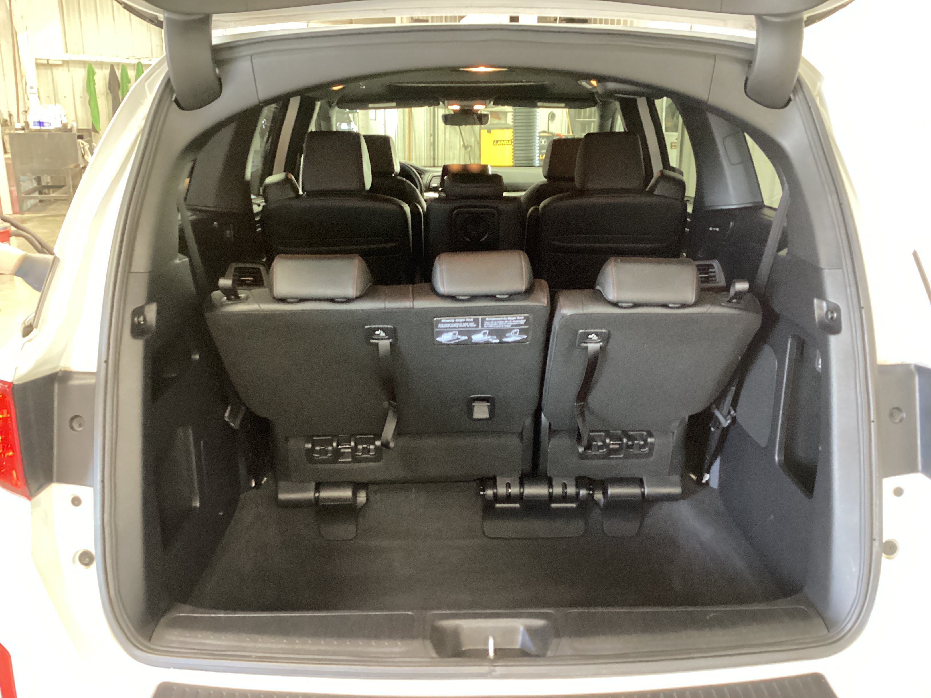 Used 2025 Honda Odyssey Sport-L image 5