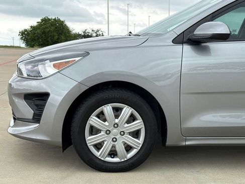 Used 2021 Kia Rio S FWD image 5