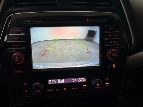 Used 2017 Nissan Maxima 3.5 SL FWD image 14