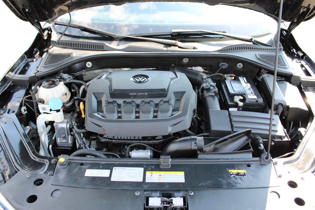 Used 2021 Volkswagen Passat 2.0T S FWD image 33