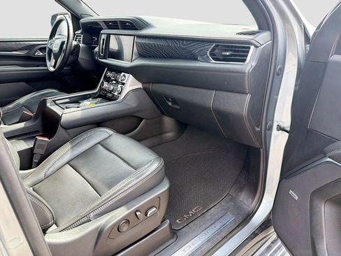 Used 2023 GMC Yukon Denali w/ Max Trailering Package image 16