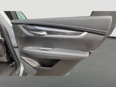 Used 2021 Cadillac XT5 Premium Luxury image 12