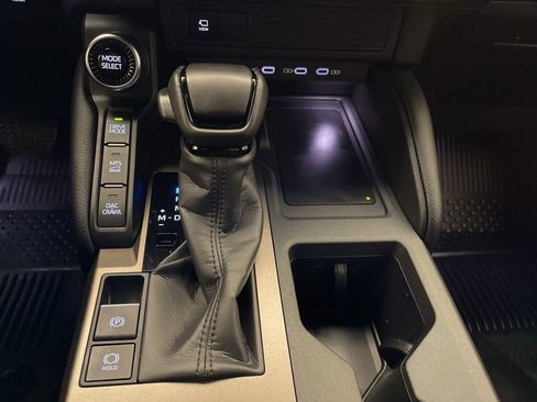 Used 2025 Toyota Land Cruiser w/ Premium Package image 17