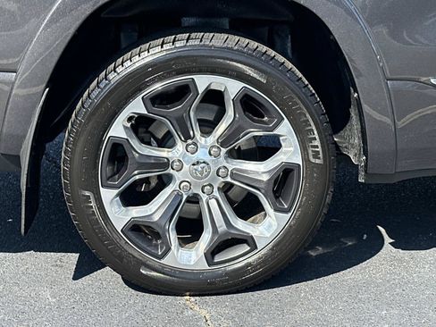 Used 2019 RAM 1500 Limited AWD/4WD image 7