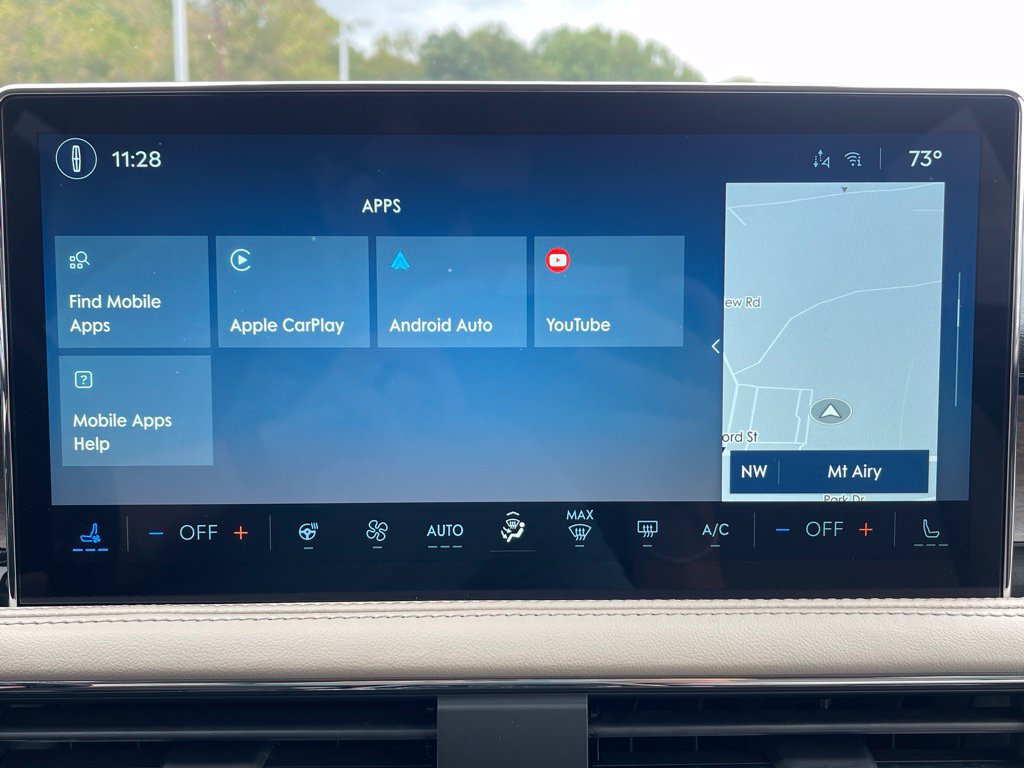New 2025 Lincoln Corsair Reserve FWD image 12