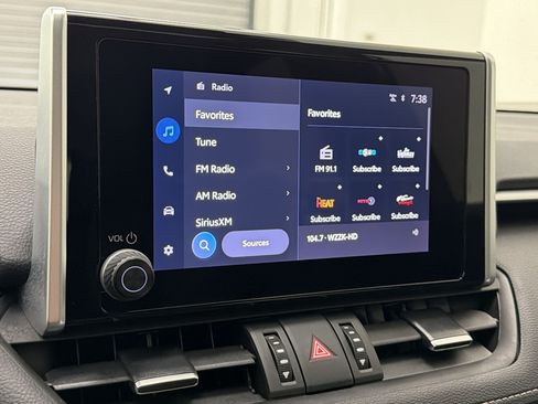 Used 2023 Toyota RAV4 XLE Premium FWD image 20