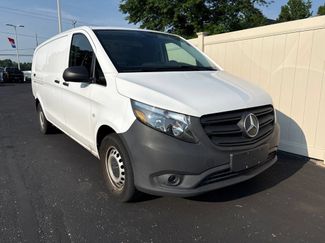 Used 2023 Mercedes-Benz Metris video 2