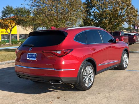 Used 2024 Acura MDX SH-AWD w/ Advance Package image 3