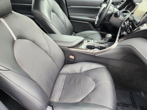 Used 2024 Toyota Camry XSE image 4