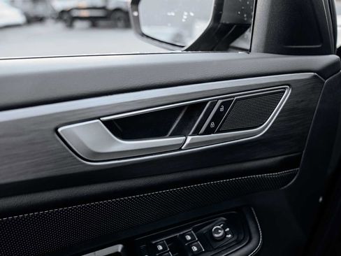 New 2026 Volkswagen Atlas Cross Sport SE image 20