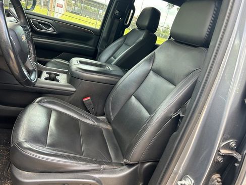 Used 2021 Chevrolet Tahoe LT w/ LT Signature Package RWD image 7