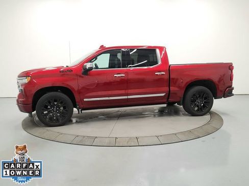 Used 2024 Chevrolet Silverado 1500 High Country w/ Technology Package image 4