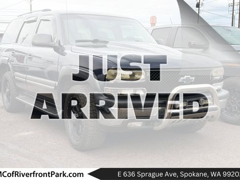 Used 2004 Chevrolet Tahoe LS image 1