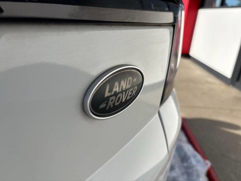 Used 2018 Land Rover Range Rover Sport SE image 20