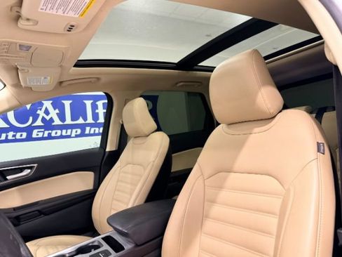 Used 2022 Ford Edge SEL w/ Convenience Package AWD/4WD image 40