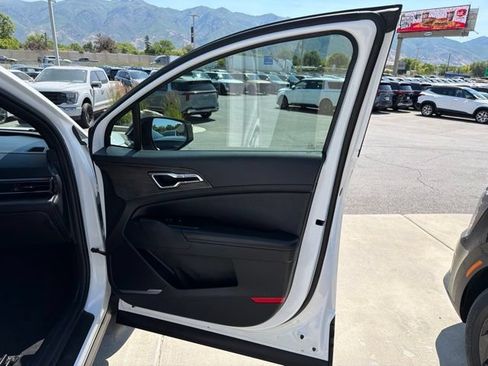 Certified 2024 Kia Sportage X-Line w/ X-Line Premium Package AWD/4WD image 32