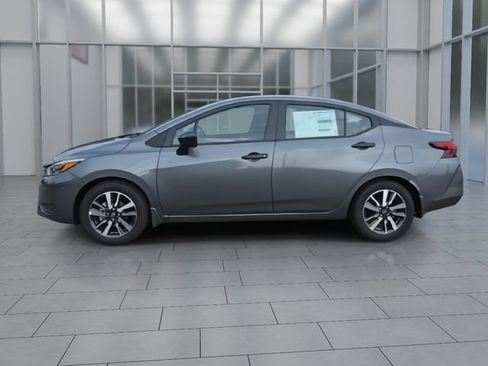 Certified 2025 Nissan Versa S w/ S Plus Package FWD image 5