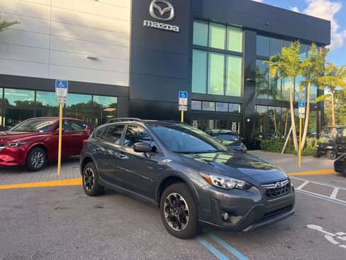 Used 2023 Subaru Crosstrek 2.0i Premium image 6