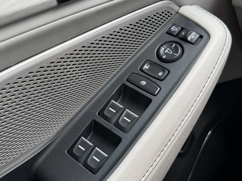 Certified 2024 Acura MDX FWD w/ Technology Package image 32