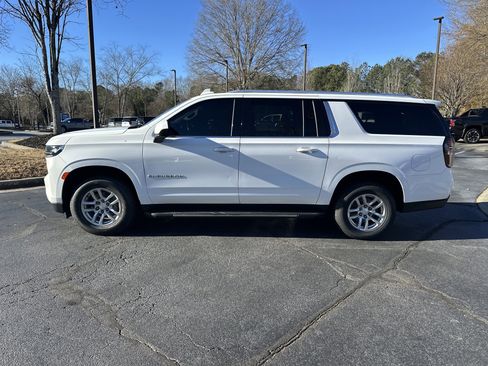 Certified 2022 Chevrolet Suburban LT image 8