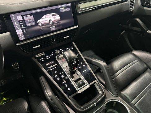Used 2019 Porsche Cayenne S AWD/4WD image 58