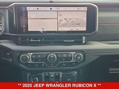 Used 2025 Jeep Wrangler Unlimited Rubicon AWD/4WD image 28