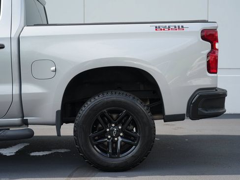 Certified 2022 Chevrolet Silverado 1500 LT Trail Boss w/ Safety Package AWD/4WD image 12