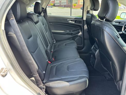 Used 2015 Ford Edge Titanium w/ Equipment Group 302A image 18