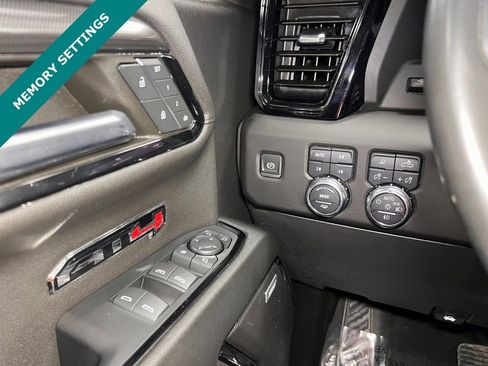 Used 2024 GMC Sierra 1500 AT4 w/ Technology Package image 7