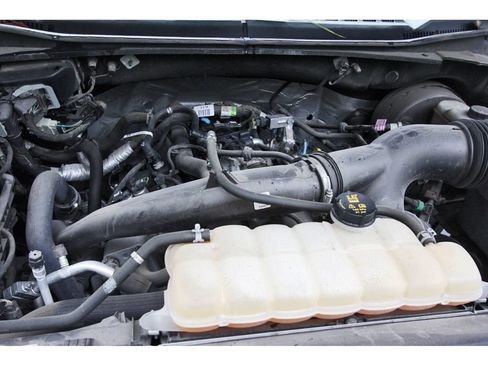 Used 2019 Ford F150 Lariat RWD image 32
