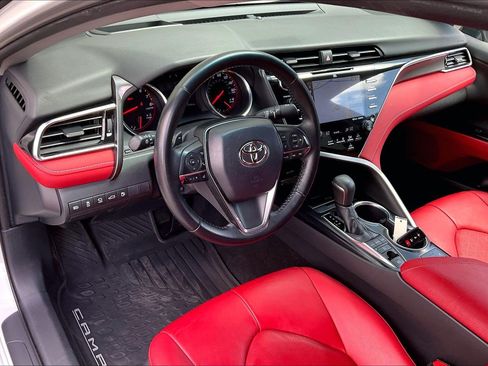 Used 2018 Toyota Camry XSE w/ Driver Assist Package FWD image 14