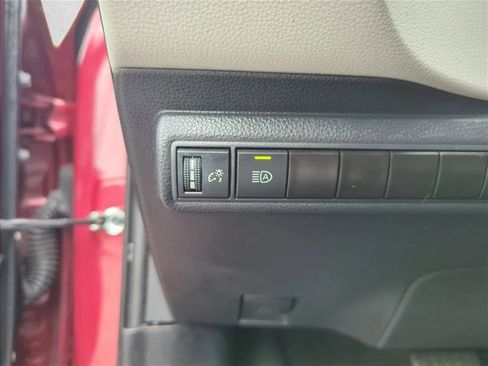 Used 2023 Toyota Corolla LE FWD image 15