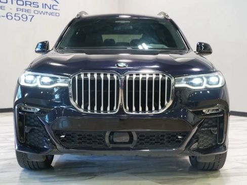 Used 2021 BMW X7 xDrive40i w/ M Sport Package AWD/4WD image 2