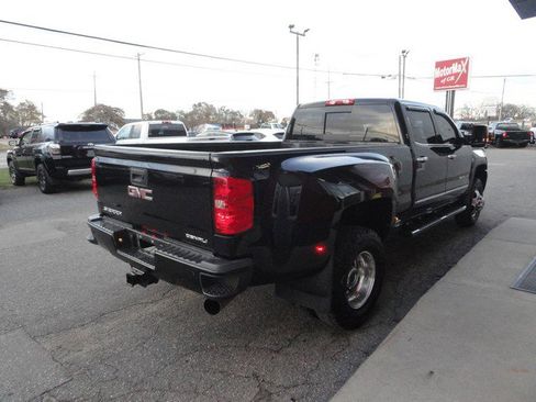 Used 2019 GMC Sierra 3500 Denali w/ Duramax Plus Package image 5