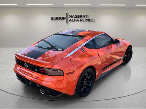 Used 2024 Nissan Z Performance w/ Heritage Edition RWD image 5