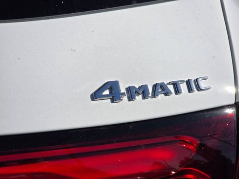 New 2026 Mercedes-Benz GLC 300 4MATIC image 32