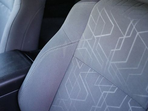 Used 2016 Toyota Tacoma TRD Off-Road w/ Towing Package image 30