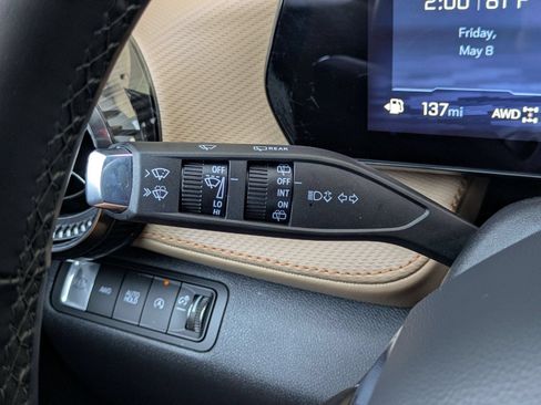Used 2026 Chevrolet Equinox ACTIV AWD/4WD image 16