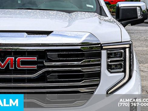 Used 2026 GMC Sierra 1500 SLT AWD/4WD image 15